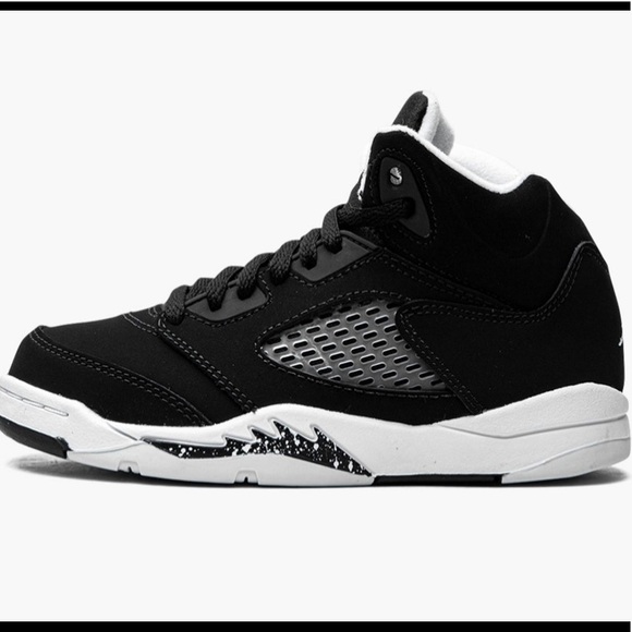 Jordan Retro 5 (Oreos) - Picture 2 of 10